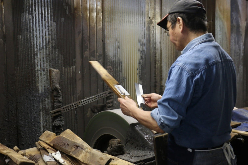 Hideo Kitaoka [Para zurdos] Acero Blanco No.2 Damasco Kiritsuke Yanagiba  240mm Mango de Shitan - Japanny-SP